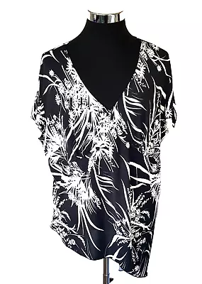 MKM Designs Tunic Women's Size XXL Black White Floral V-Neck Pullover • $16.80