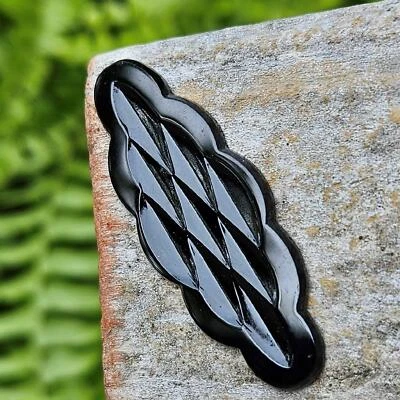 $1.99 • Buy Vintage SCALLOPED Shiny Black Glass PRESSED CABOCHONS CAB Jewelry Making