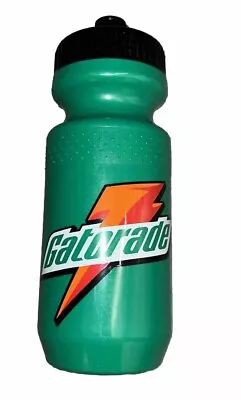 Gatorade Thirst Quencher Bottle Vintage Green Squirt Athletics 90’s 00’s • $19.99