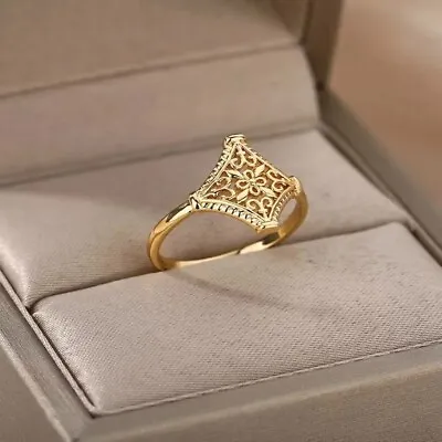 Beautiful Women Flower Shape Filigree Dainty Band Ring 14K Yellow Gold Finish • £80