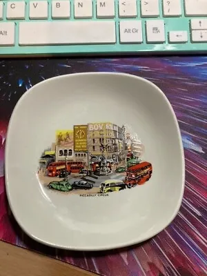 Vintage Piccadilly Circus London Pin DishMyott. 1960s Design • £5