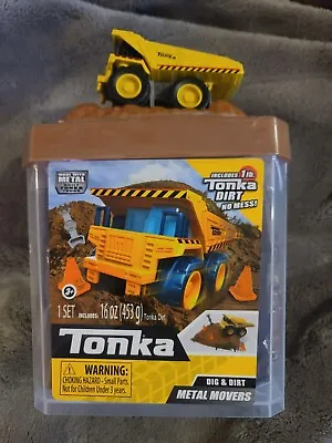 Tonka Metal Movers Dirt & Dig Playset With Dump Truck And Magic Sand NEW • $9.99