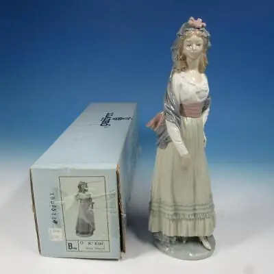 Lladro Porcelain - 5125 - Goya Lady Tall Elegant Spanish Woman - 12½ Inches • $150