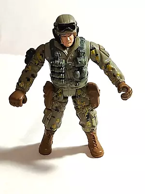 Chap Mei Military Army Green Soldier Fighter Vest Helmet  3.75  Action Figure • $3.99