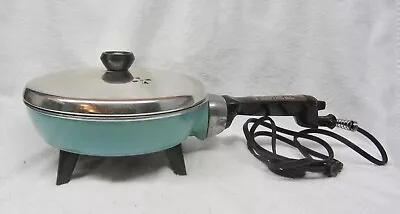 General Electric VINTAGE Turquoise Mid Century Frying Pan Skillet 26C100 Footed • $44.99