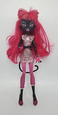  2011 Monster High Doll CATTY NOIR BLACK CAT SINGER 13 WISHES • $29.99
