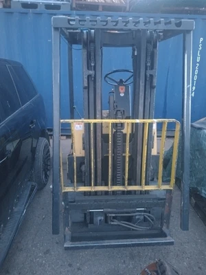 £1 • Buy Breaking Electrical Forklift Hyster E2,50XL