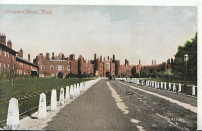 Middlesex Postcard - Hampton Court West - Hampton Court Palace - Ref TZ1871 • £2.50