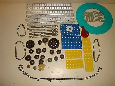 $18.35 • Buy Vintage Meccano Job Lot Large Tooth Gear Clock Face Sprockets & Chain Etc.