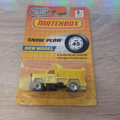 Matchbox 1/64 Diecast Motor City New Model MB45 Yellow Snow Plow • $15