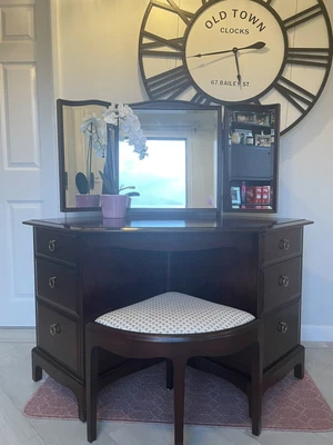 £250 • Buy Stag Minstrel Rare Corner Dressing Table Set Courier Available 🚚