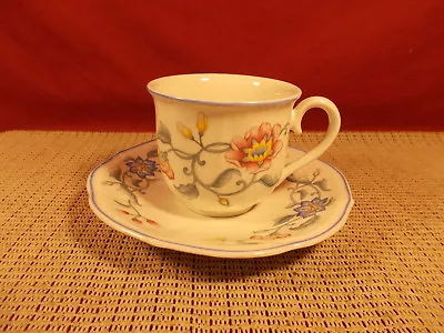 Villeroy & Boch China Delia Pattern Cup (2 5/8  T X 3 1/8  W) & Saucer Set  • $6.95