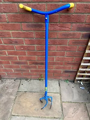 Garden Claw Cultivator Weeder • £8