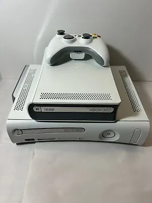 Xbox 360 20GB Console Bundle White W/HD DVD Drive + More! • $89