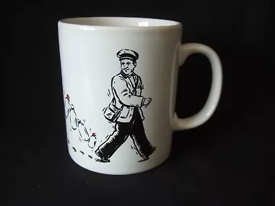 £4.99 • Buy Dairy Mug  Milkman & Dancing Milk Bottles   Lotta Bottle