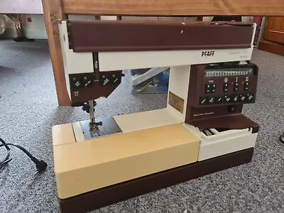 Pfaff 1471 Sewing Machine • £35