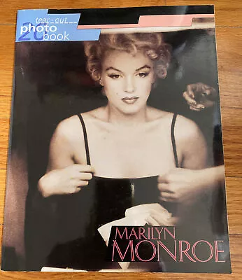 Marilyn Monroe Tear-Out Photo Book 20 Pictures [Printed In Italy] (1994 PB) ** • $9.95