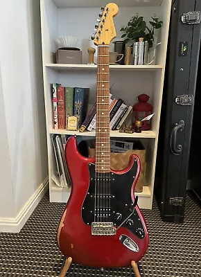 Fender Roadworn Player Stratocaster Candy Apple Red 2011 • $1050