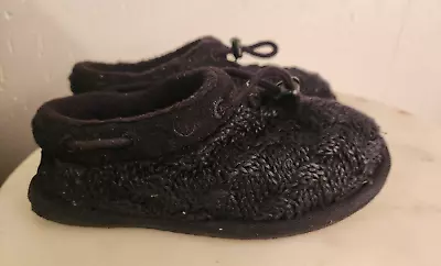 UGG Australia Freesia Black Cable Knit Slippers Big Kids Youth Size 13-1 XS #9 • $12.75