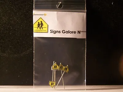  New  Model Train Street Signs School Crossing Warning N Scale Layouts Details • $4