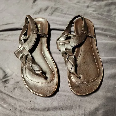 Mossimo Supply Co Sandals • $12.50
