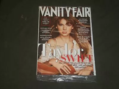 2013 April Vanity Fair Magazine - Taylor Swift - B 2414 • $30