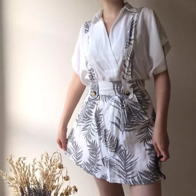 £4.50 • Buy Asos Girl Mini Pinafore Dress Tropical Print Grey White XS W24 Used