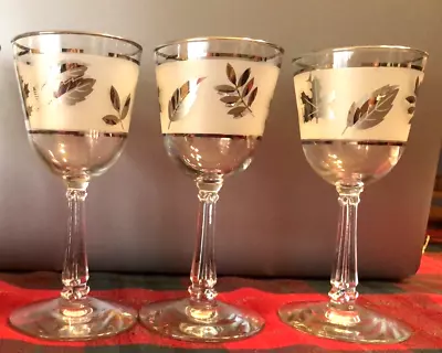 Vintage Libbey Silver Leaf  Foliage Stemmed Wine Sherry Glasses 5 3/4  Set Of 3 • $13.49