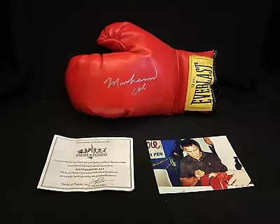 Muhammad Ali Signed Autographed Vintage Boxing Glove. • £1012.01