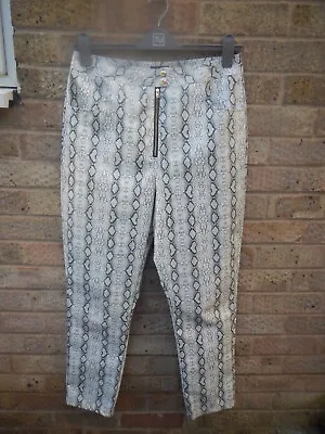 PRETTYLITTLETHING PVC Vinyl White/Grey Snakeskin Pattern Jeans Size UK 14 • $16.17