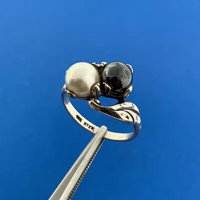 Vintage Designer 925 Sterling Silver Black White Pearl Bypass Cocktail Ring • $125