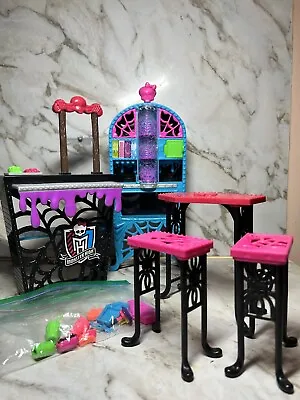 Monster High Creepateria Playset • $22.08