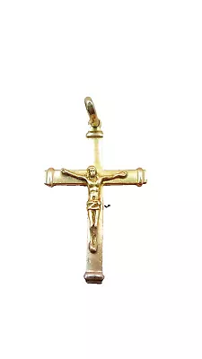 Hallmarked 18 Ct Gold Crucifix Pendant. • £158