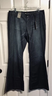£19.57 • Buy NEW Mossimo Women’s Low Rise Flared Jeans Size 12 Stretch Dark Wash