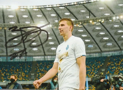 £7 • Buy Illya Zabarnyi Hand Signed 7x5 Inch Dynamo Kyiv Football Photo
