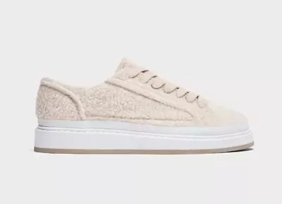 New Zara TRF Women  Sneakers Ecru Beige Faux Fur White Soles 11 • $34