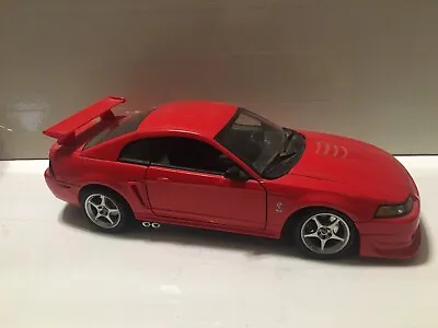 Maisto 2000 Ford Mustang SVT Cobra R Hardtop 1:18 Scale Diecast Model Car Red  • $56