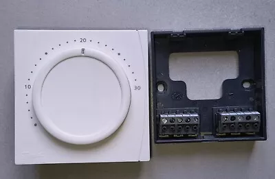 Danfoss RET1000MS Mains Electronic Dial Room Thermostat - 087N645200 - Free P&P • £5.99