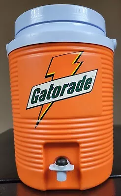 Vintage Rubbermaid Gatorade 2 Gallon Jug Cooler W/ Water Spout - Nice Condition • $38.99