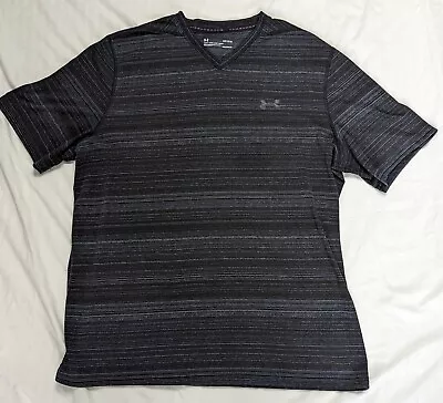 Under Armour Shirt Men L Black Short Sleeve Heat Gear Causal V Neck Shirt  • $5