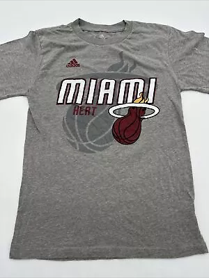 Miami Heat T-Shirt Youth Boy Medium Graphic Print Logo Gray Adidas…#6130 • $4.50