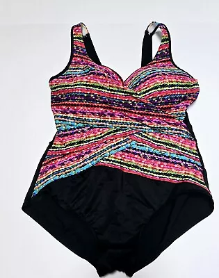 Miraclesuit 20W One-Piece Multicolored W/Black Bottom Cushioned Straps D-Cup EUC • £28.02