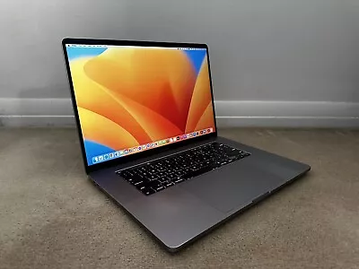 $910 • Buy Apple MacBook Pro 16  (500GB SSD, Intel Core I7 9th Gen., 2.60 GHz, 32GB) Laptop