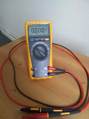 £64 • Buy Fluke 175 Multimeter 