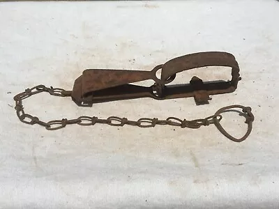 Vintage Victor? (For Parts) 3 1/4  Long Jaws Animal Steel Trap - Lot 73 #1 • $9.99