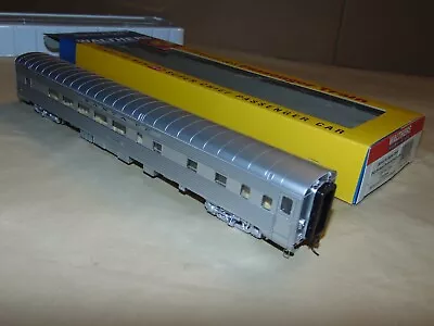 Walthers Ho 932-9004 Santa Fe Super Chief Dormitory Passenger Car + Box • $50