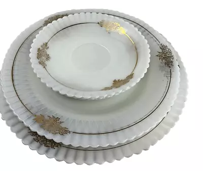 Monax Regency Petalware By MacBeth Evans 1 Dinner 3 Salad & 3 Fruit Plates LOT • $12.24