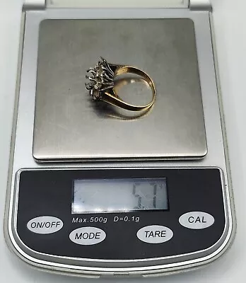 Fully Hallmarked  Scrap/collect 18ct 750 Gold Ring  5.7 Grams  • £190