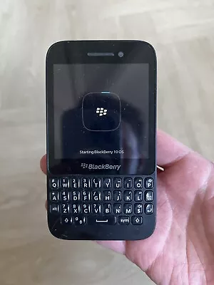 BlackBerry Q5 - Black (Unlocked) 4G Smartphone Mobile - Fully Working • £0.99