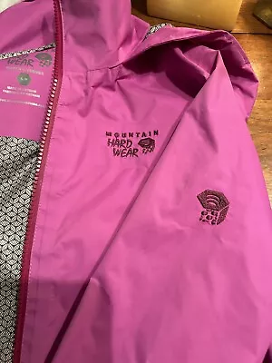 MOUNTAIN HARDWEAR Dry Q Sealed Cherry Blossom Pink Hooded Rain Jacket Woman’s-SM • $50